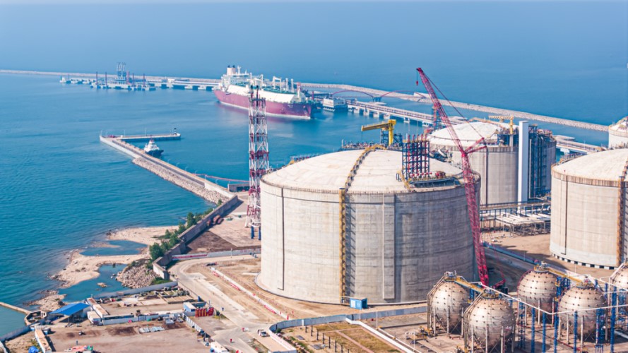 مخزن نفت خام - عراق ، عمان ، قطر - اتحاد بتن سرخ - Crude Oil